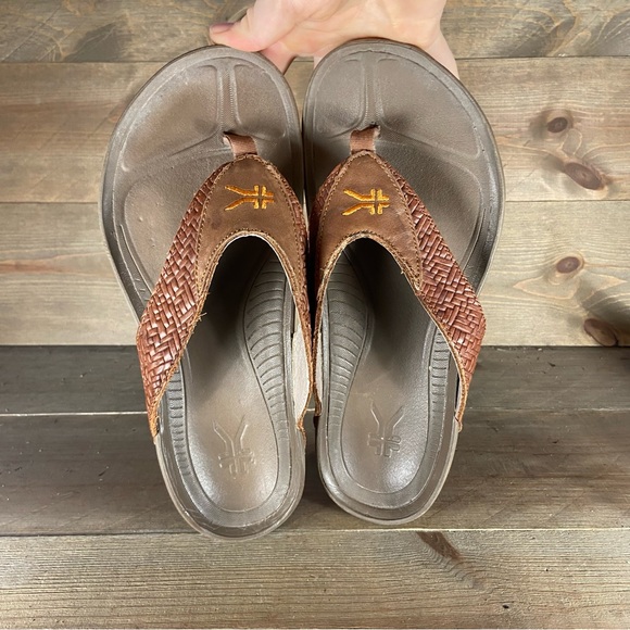 Kuru kala Mens size 8 sandals brown slip on comfort thong flip flop shoes - Picture 6 of 8